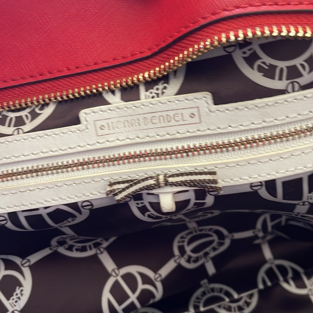Large red Henri Bendel tote - Picture 4 of 9